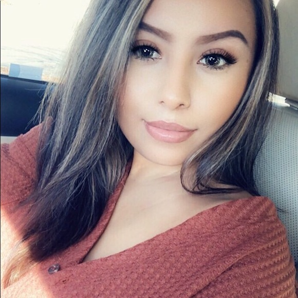 Meet your Posher, Myra - Picture 1 of 1